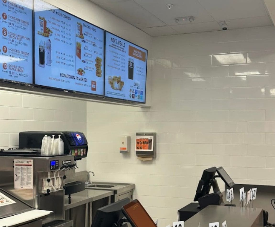 Commercial restaurant with smart technology